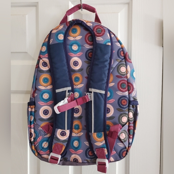 NWT Garnet Hill Kids Signature Eco backpack Flower Pring - Picture 4 of 9